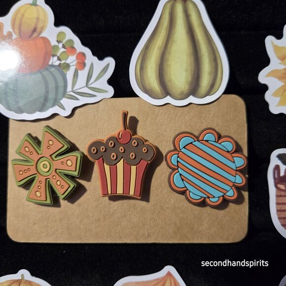 Fall Thanksgiving Tic Pins Seasonal Stickers - Picture 3 of 3